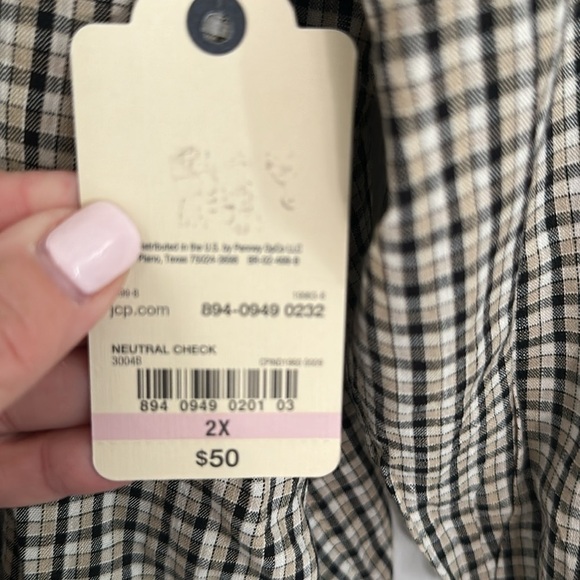 St. John's Bay Black and White Checkered Blouse NWT - Picture 5 of 10